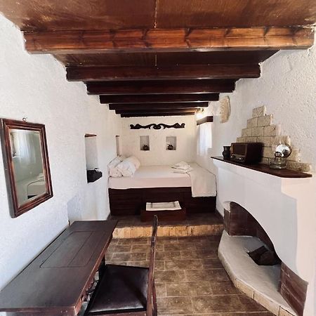 Lindia Athena Traditional House Karpathos Exterior foto